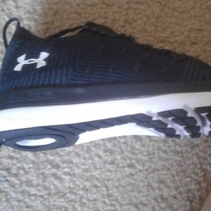 Under Armour black running shoes
